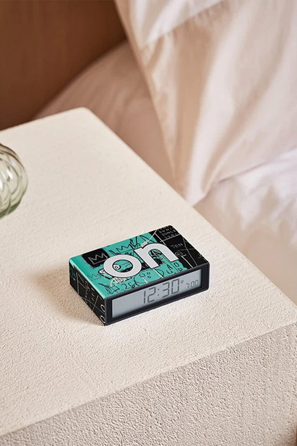 Flip + Alarm Saat X Jean Michel Basquiat Pi - 1