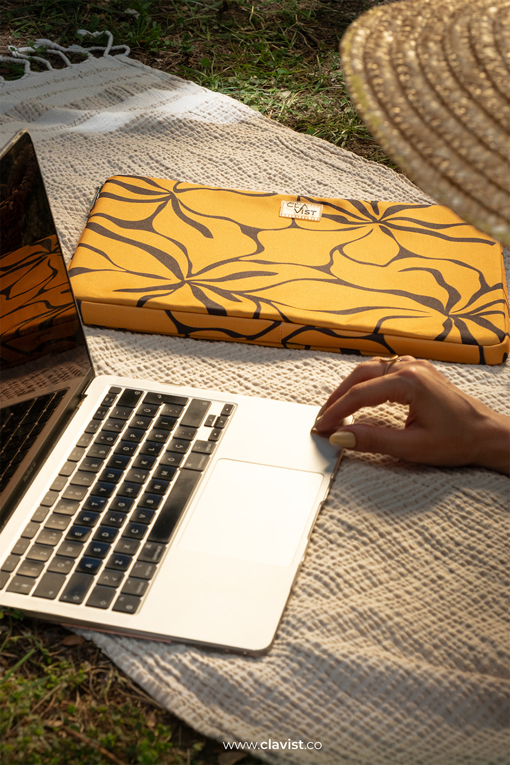 Terra Laptop & Macbook & Ipad Kılıfı - 3