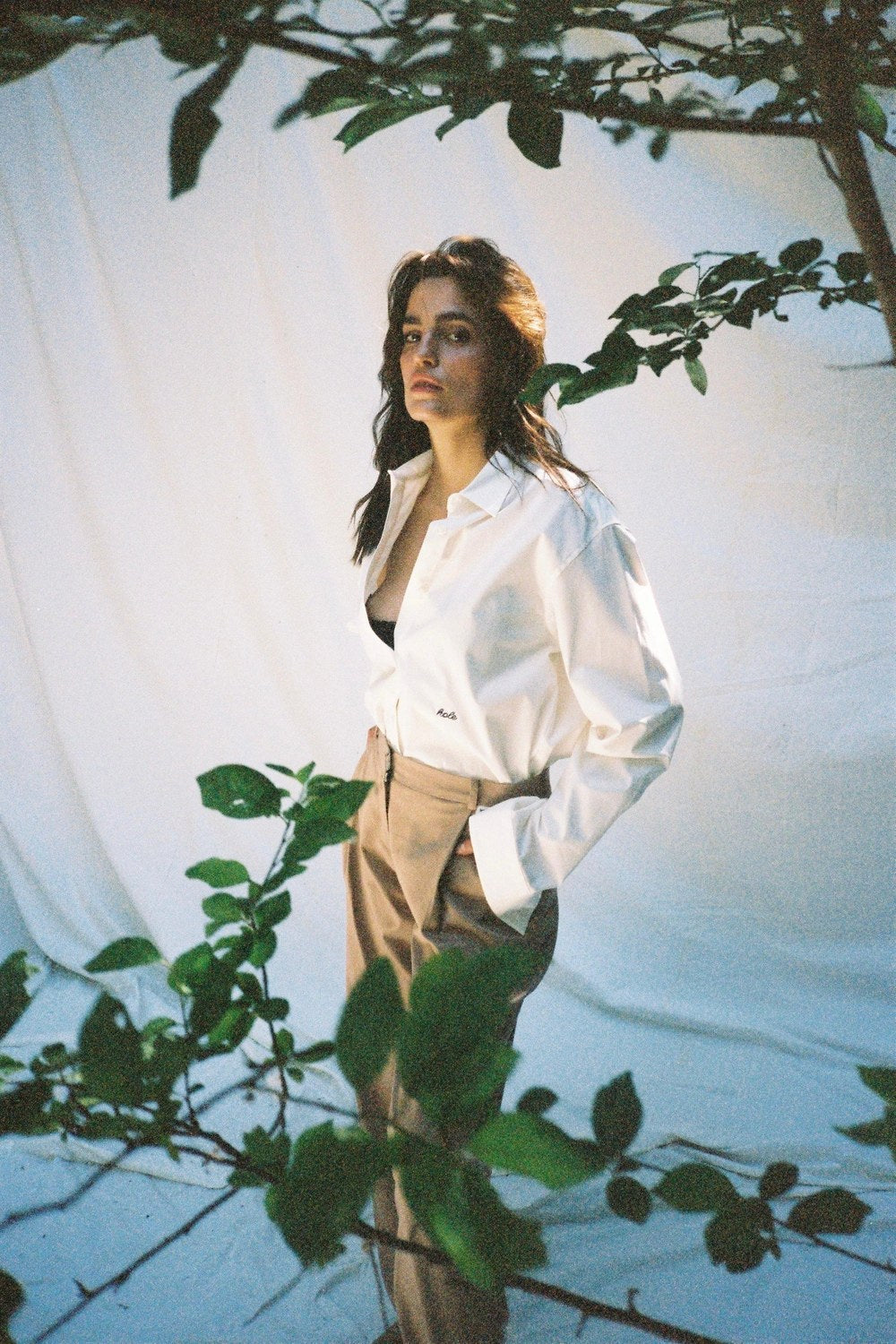 Aurora Nakış Detay Beyaz Gömlek - 2