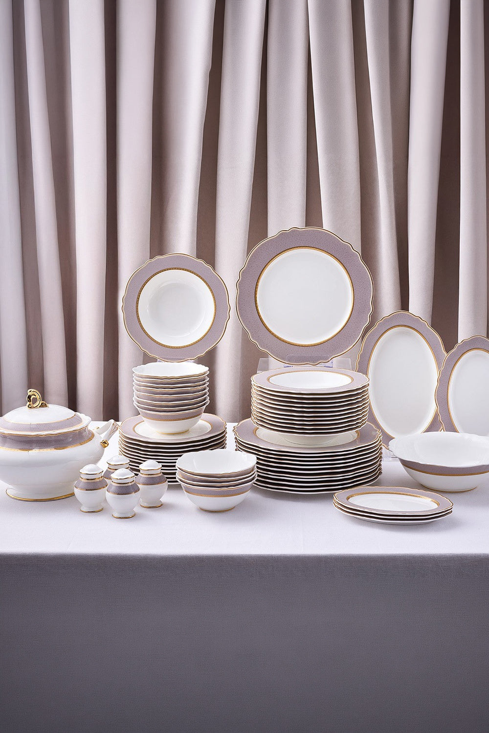 Aryıldız Majestic 60 Parça 12 Kişilik Porselen Yemek Takımı Ar261347 - 1