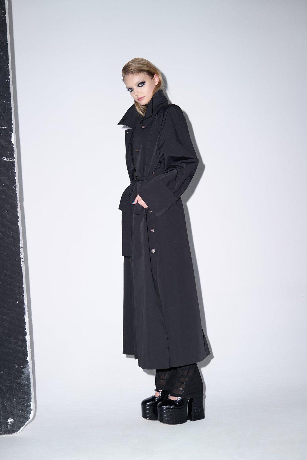 Ace Nayman-Lam Trench Coat-Trençkot-1-fleurdirect.live