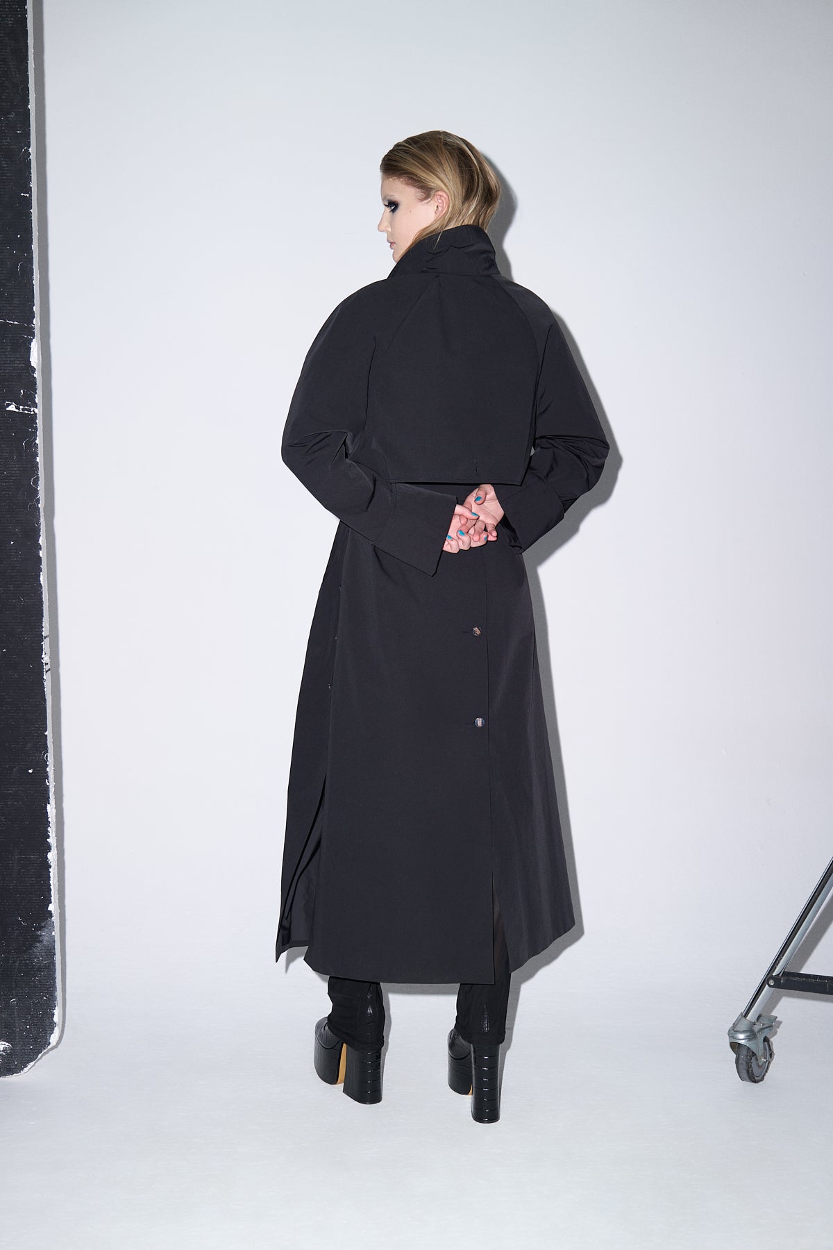 Ace Nayman-Lam Trench Coat-Trençkot-2-fleurdirect.live