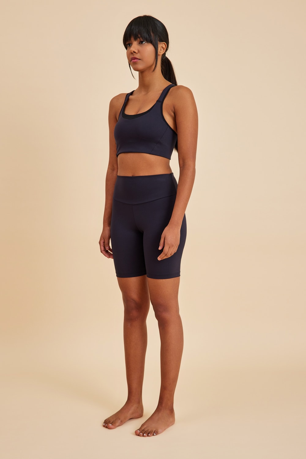 Amarelle-Sportive Siyah Light Touch Kısa Toparlayıcı Spor Taytı-Activewear-4-fleurdirect.live