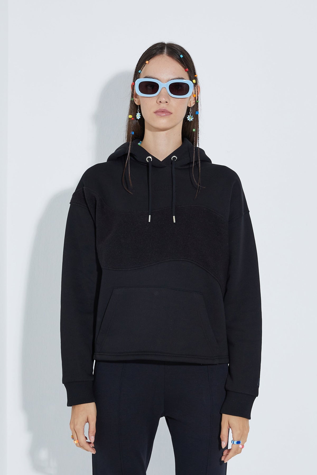 Kapüşonlu Sweatshirt - Siyah