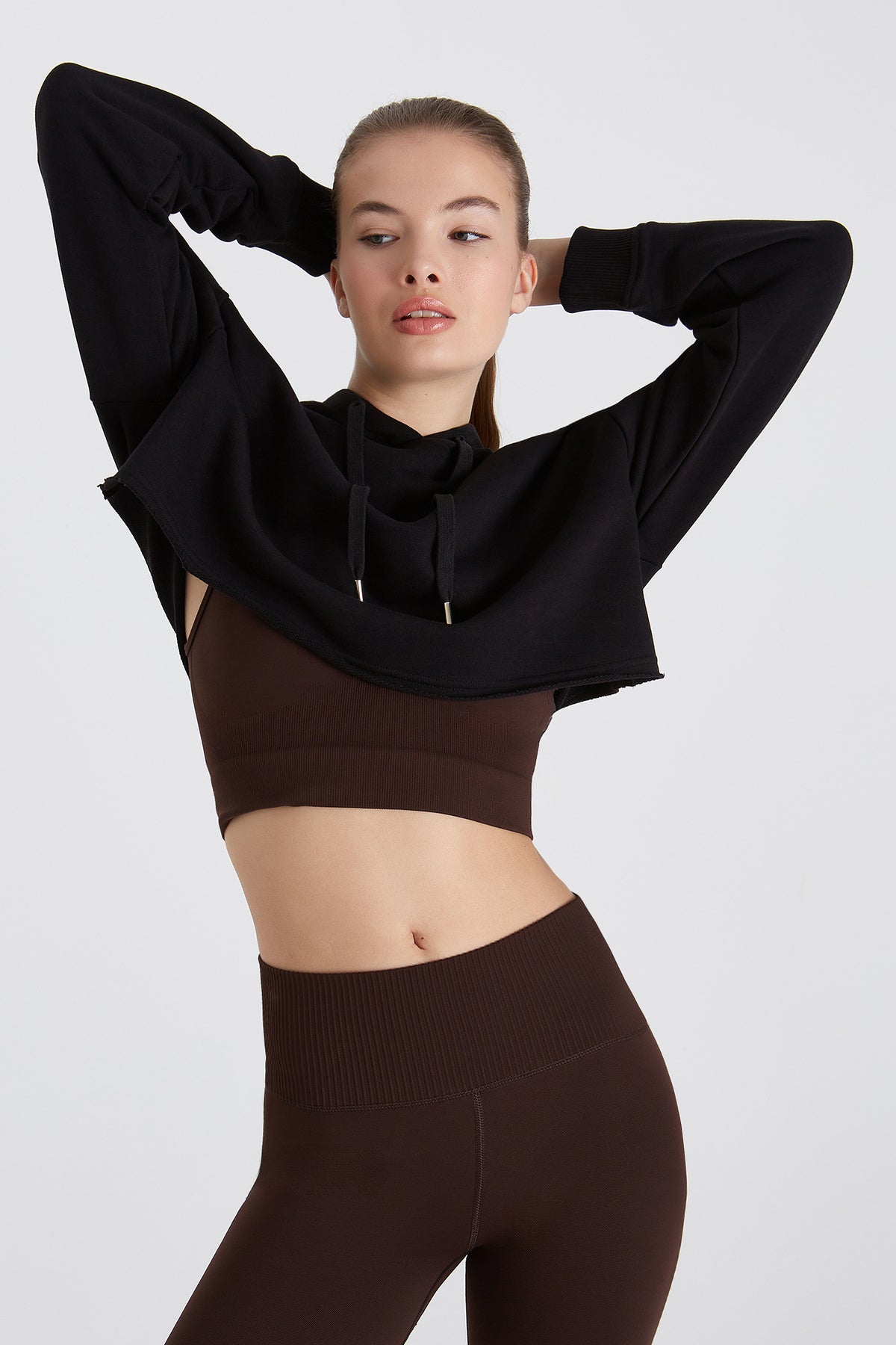 Boboist-Boboist Everly Sweatshirt Everly Kapüşonlu Kısa Sweatshirt-Sweatshirt-2-fleurdirect.live