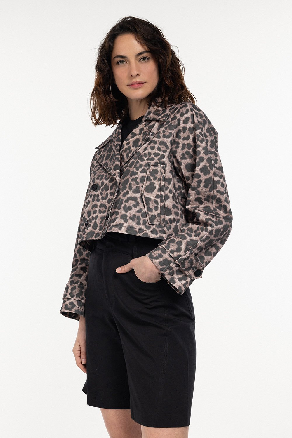 Boneqa Barcelona-Leopar Desenli Crop Ceket-Ceket-1-fleurdirect.live