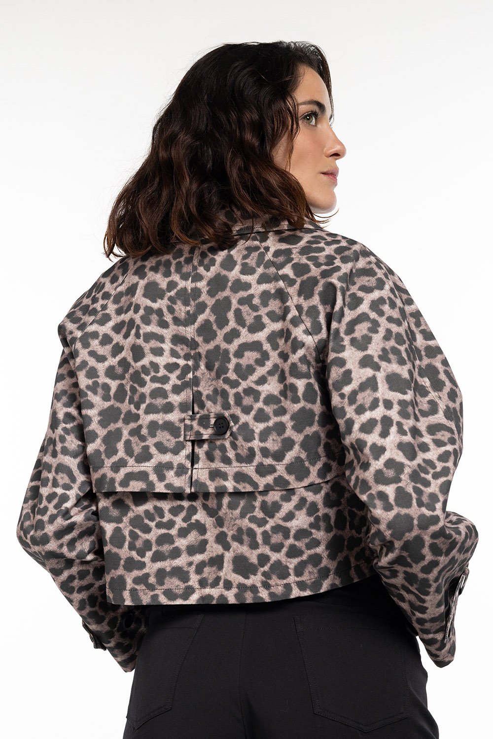 Boneqa Barcelona-Leopar Desenli Crop Ceket-Ceket-7-fleurdirect.live