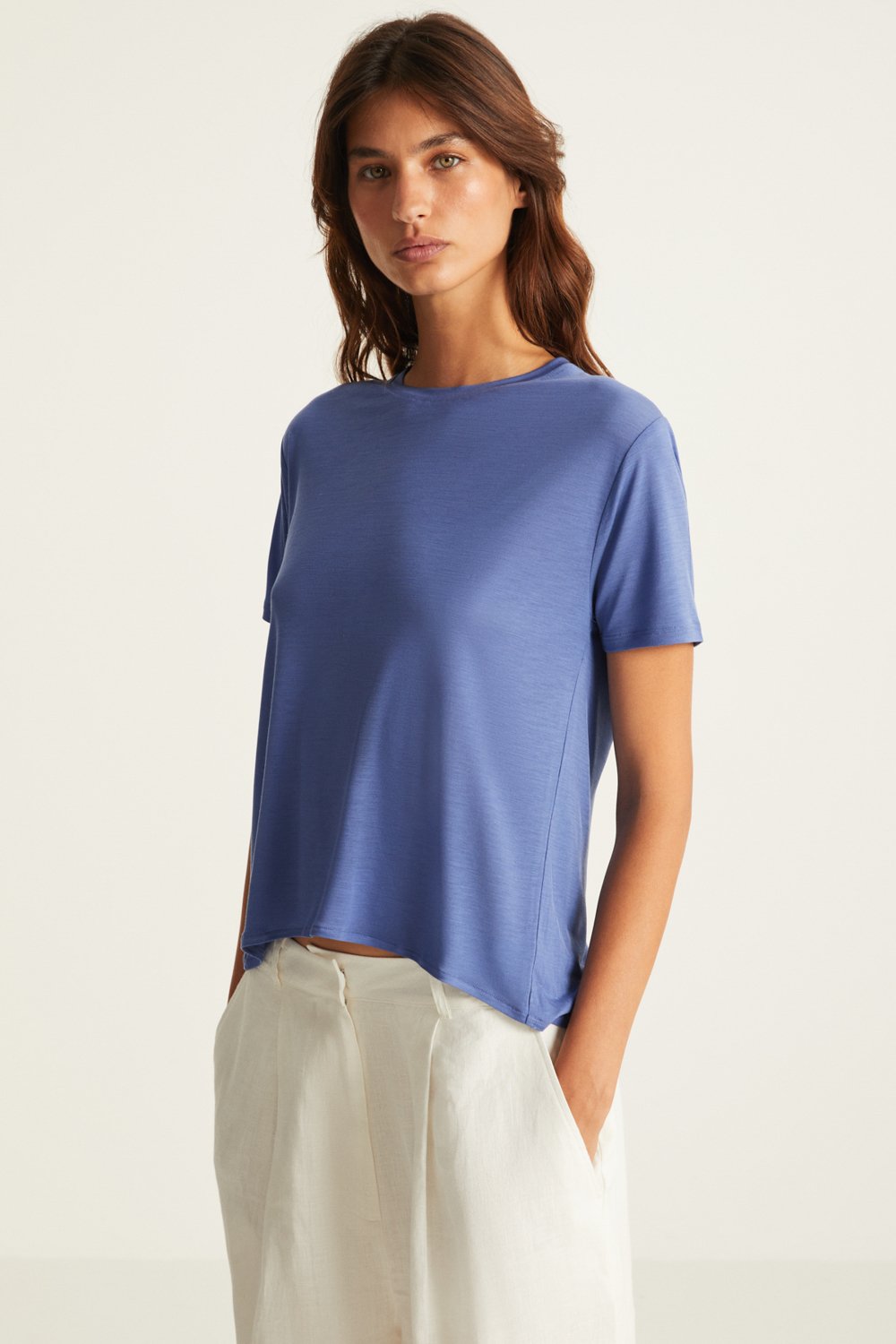 Boneqa Barcelona-Sırtı Açık Mavi Basic Tişört-T-Shirts-5-fleurdirect.live