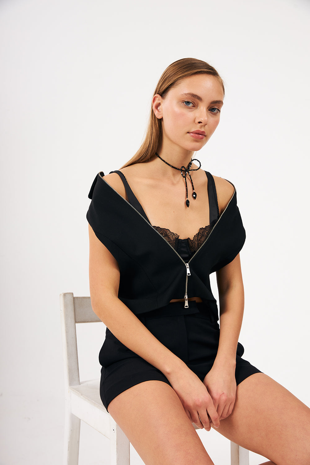 Bonette-Fiyonque Choker Jet-Kolye-4-fleurdirect.live
