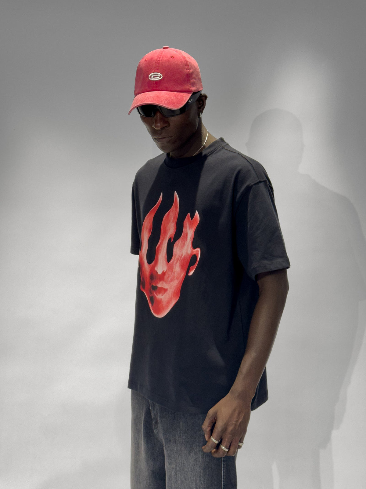 Alev Yüz Baskılı T-Shirt