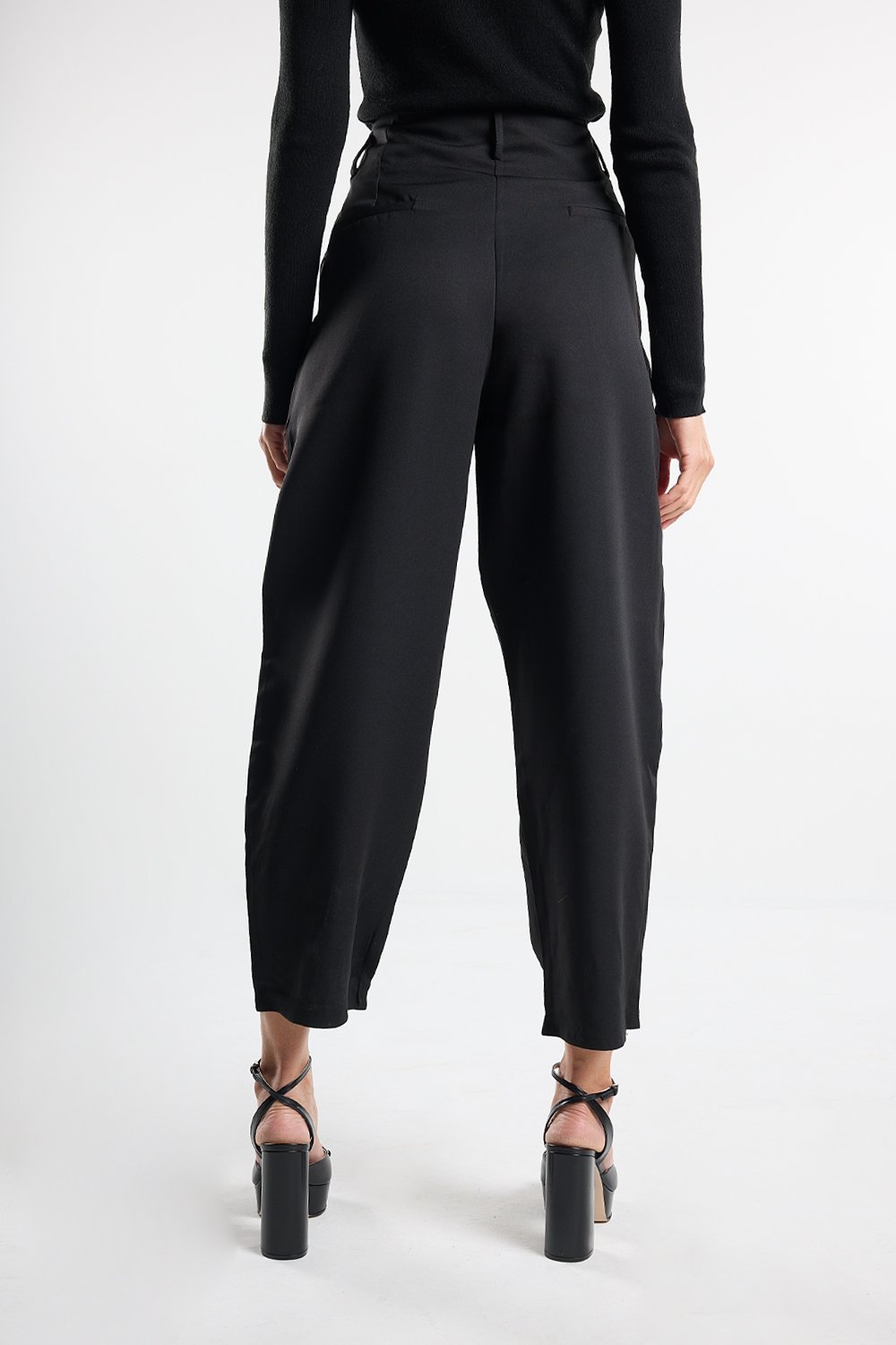 Christina's Storm-Black Carrot Fit Pants-Pantolon-2-fleurdirect.live