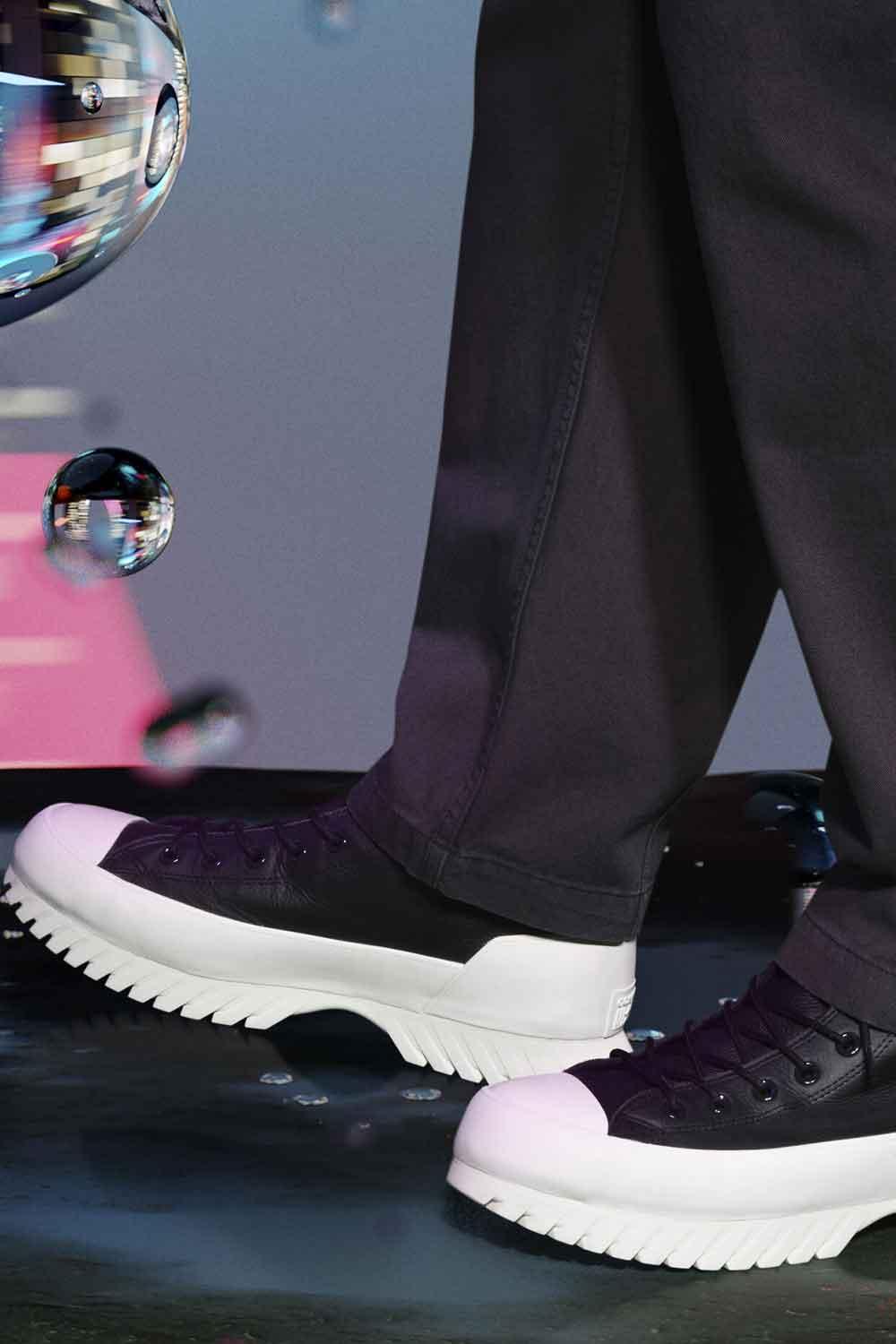 Converse-Chuck Taylor All Star Lugged Winter 2.0 Hi Black-Bot-11-fleurdirect.live
