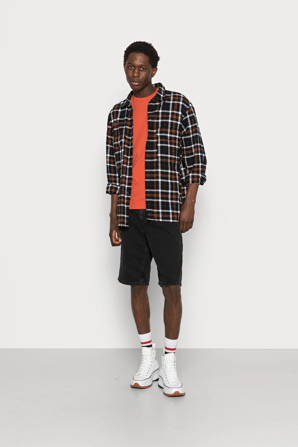Converse-Star Chevron Left Chest Tee Fire Opal-T-Shirts-2-fleurdirect.live