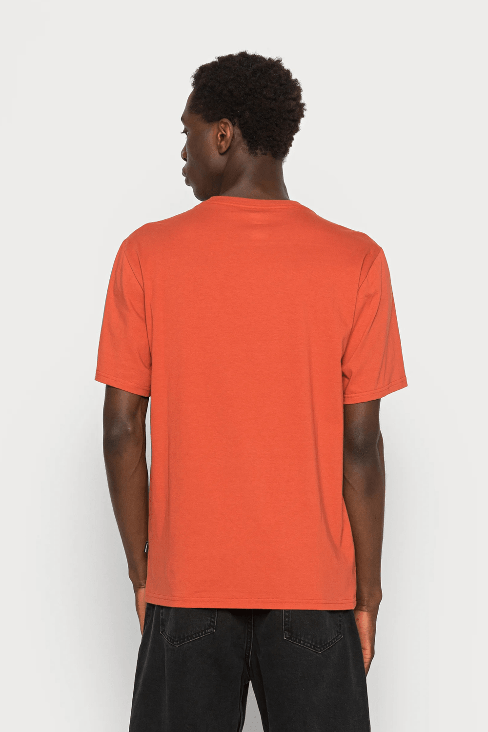 Converse-Star Chevron Left Chest Tee Fire Opal-T-Shirts-3-fleurdirect.live