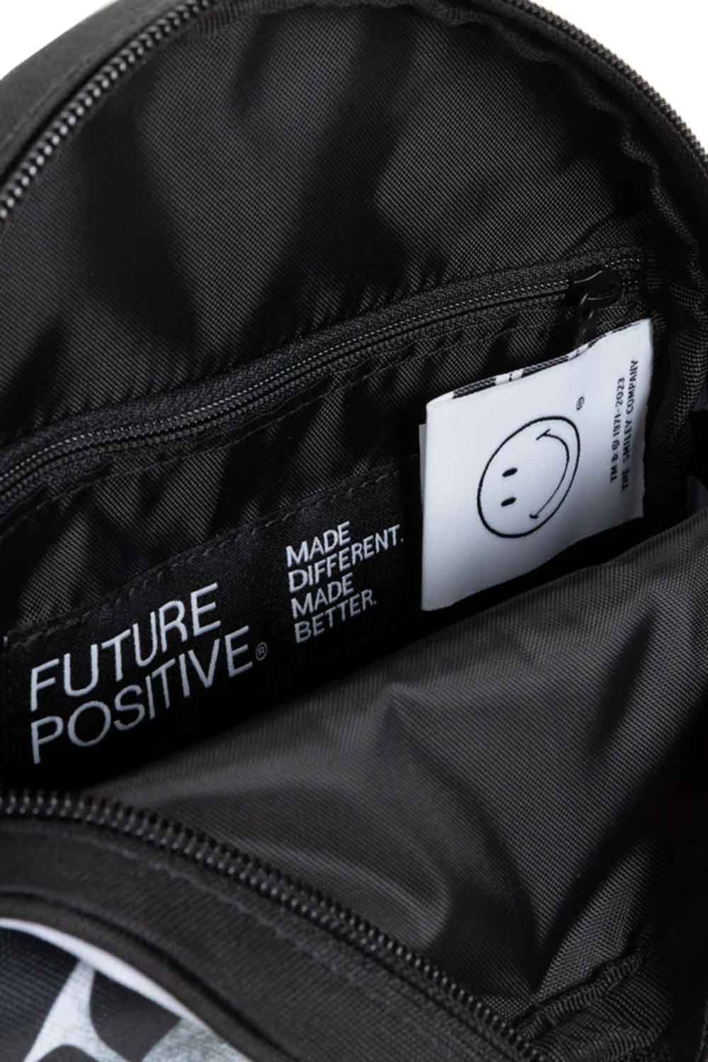 Eastpak-Ada Single Smiley YY Placed-Bel Çantası-6-fleurdirect.live