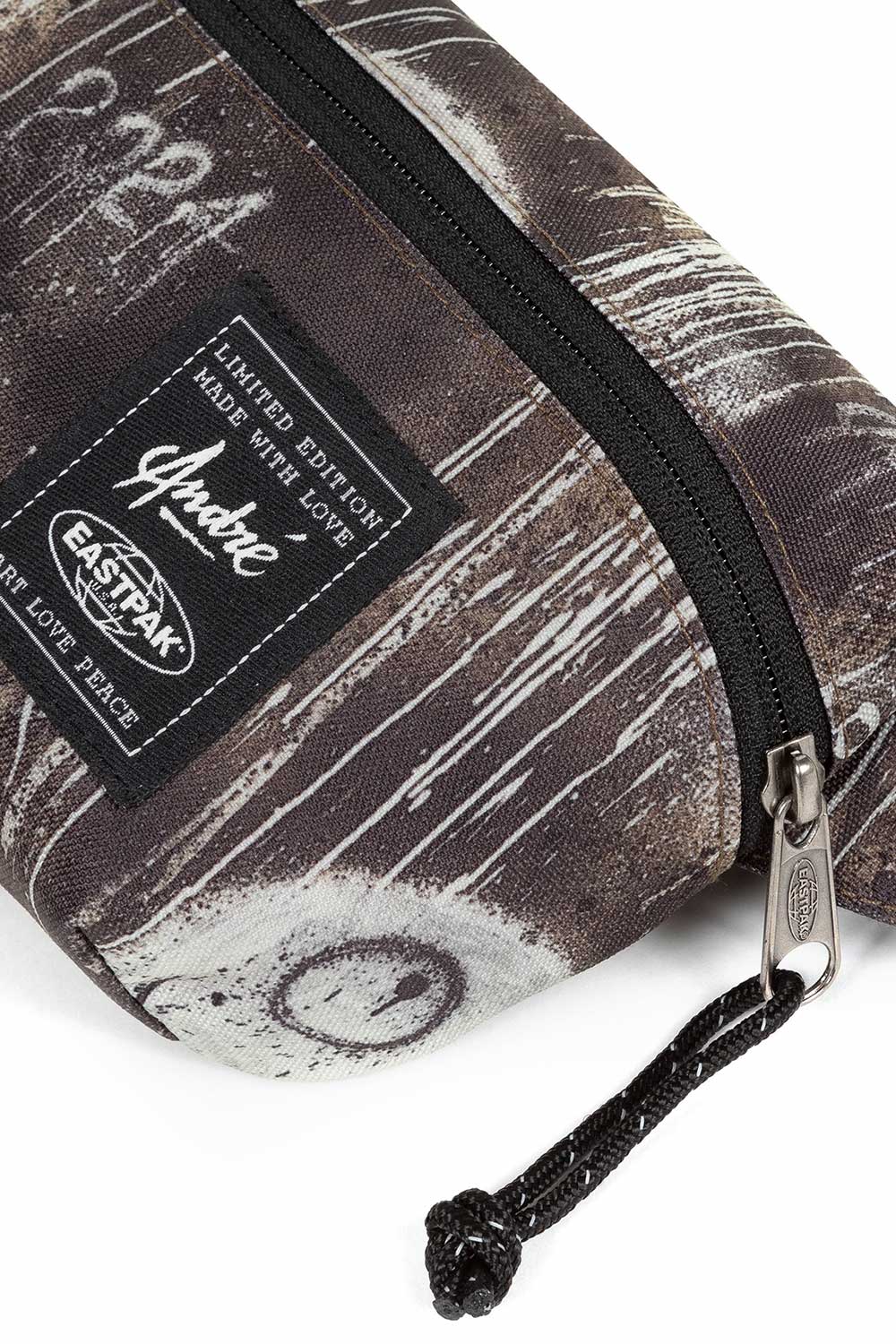 Eastpak-Sommar In The Maze-Omuz Çantası-5-fleurdirect.live