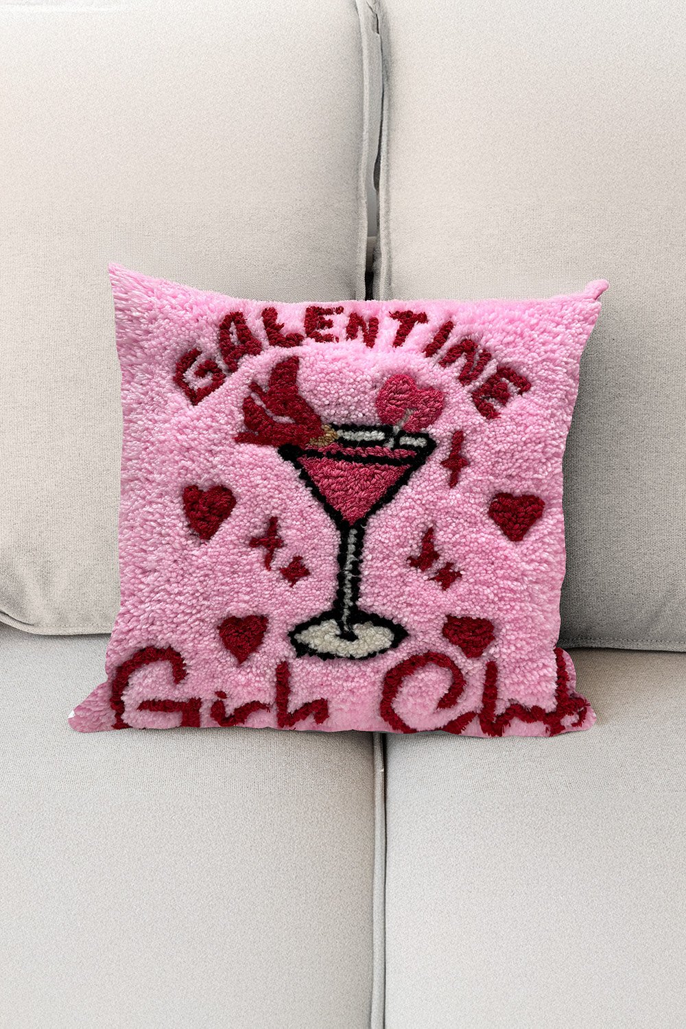 Fille á Fille Design Studio-Galentine Girls Club Yastık-Kırlent-6-fleurdirect.live