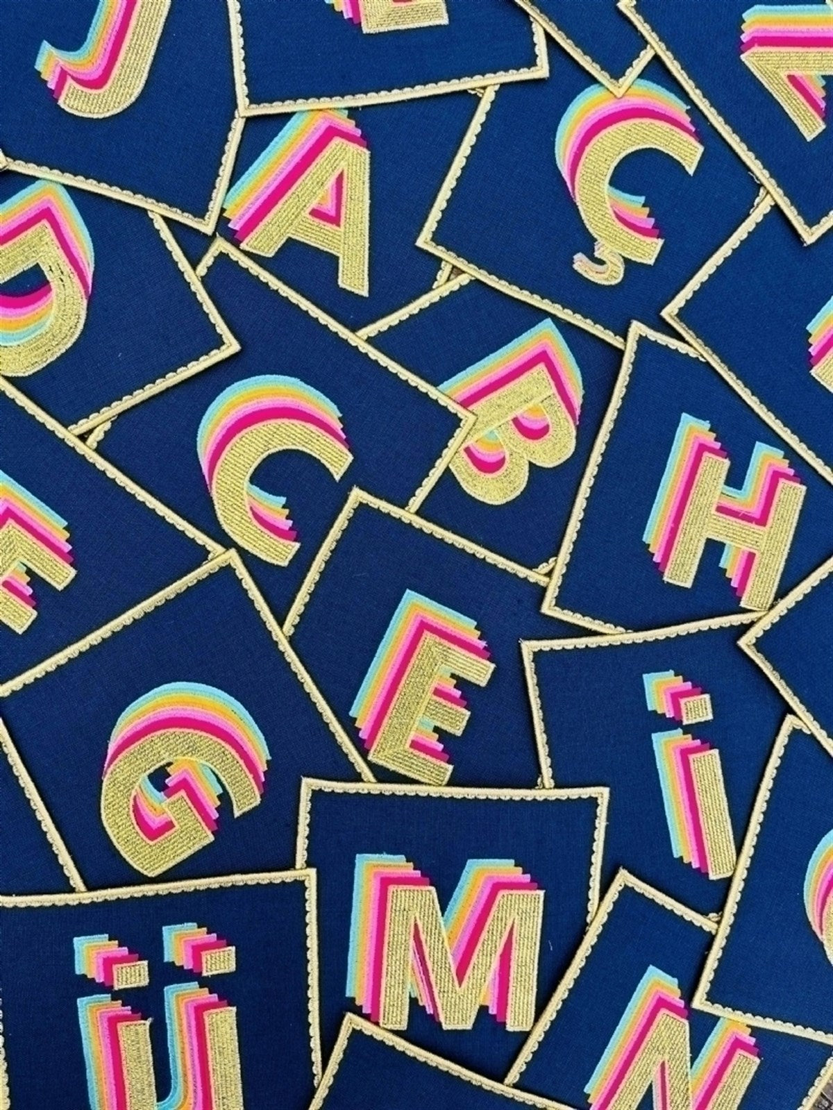 Dekoratif ´´P´´ Harfi Lacivert Keten Sunumluk Kokteyl Peçete