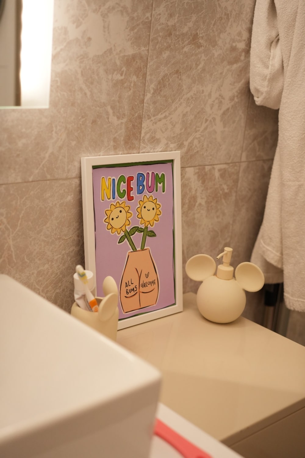 Hello Melody-Nice Bum Baskı-Tablo-2-fleurdirect.live