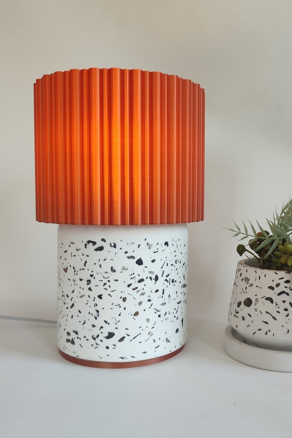 Hgo Atelier-Bold | Terrazzo & Bakır Abajur-Abajur-3-fleurdirect.live