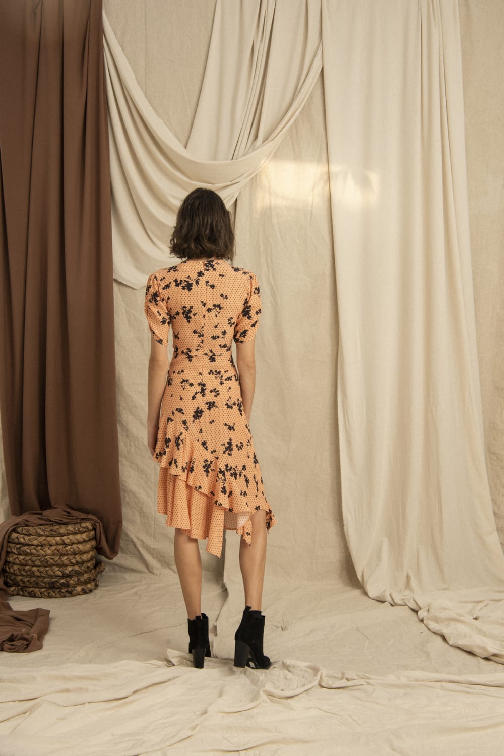 Hip + Happen-Fiona Somon-Elbise-4-fleurdirect.live