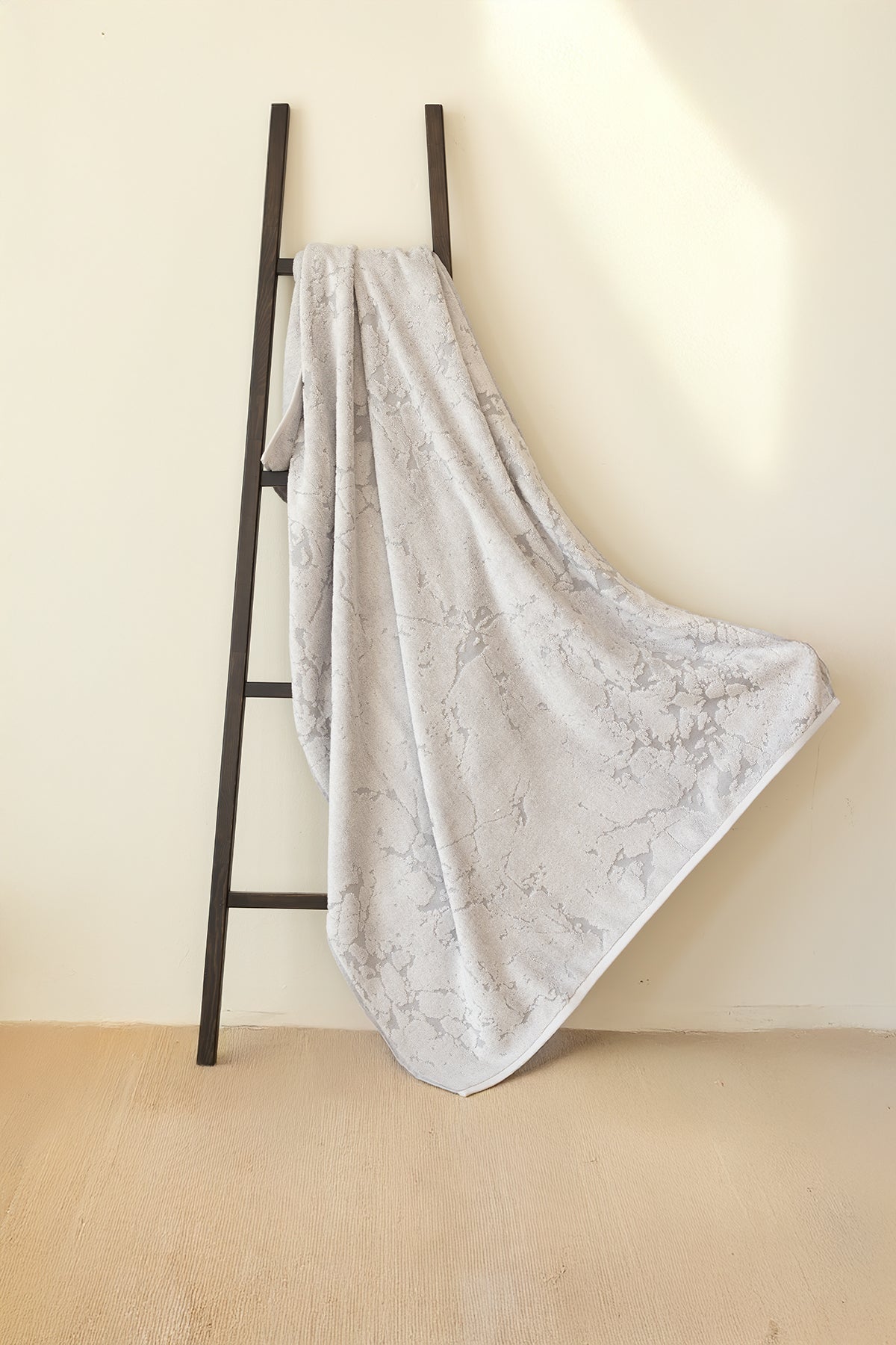 İRYA-Marble %100 Pamuk Jakarlı Büyük Banyo Havlusu 90X150 Cm Gri-Havlu & Havlu Setleri-1-fleurdirect.live
