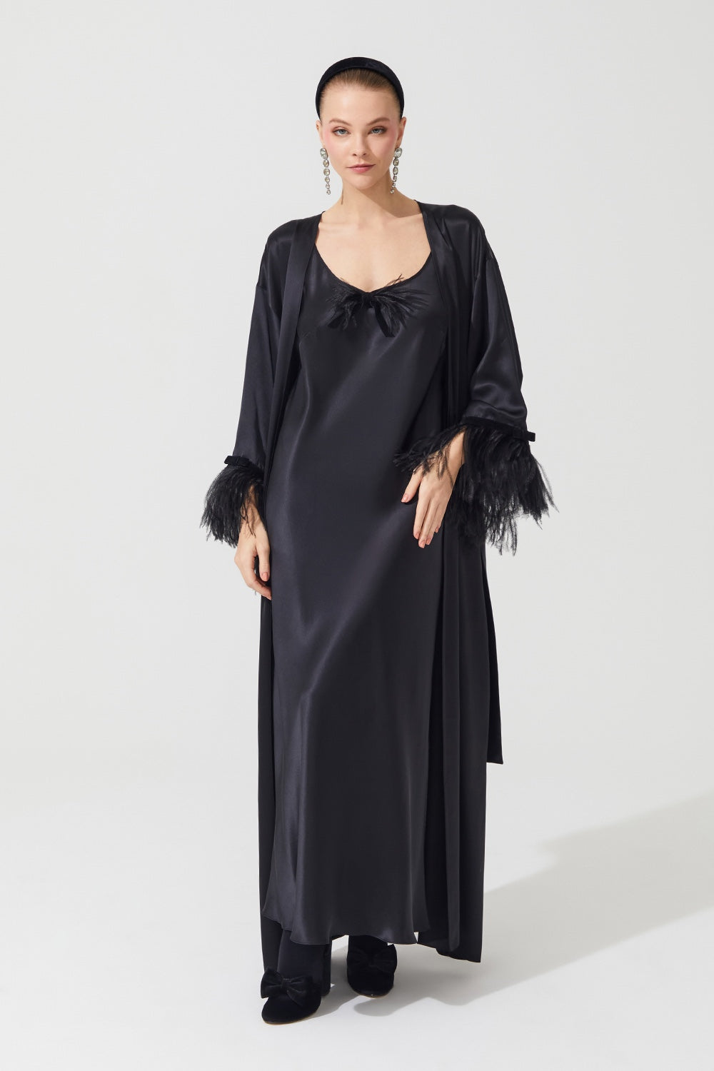 İpek Kıramer-The Moon Silk Robe Black-Elbise-2-fleurdirect.live