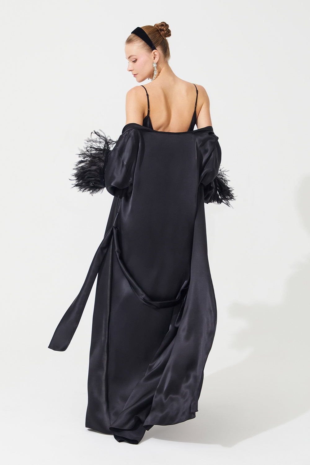 İpek Kıramer-The Moon Silk Robe Black-Elbise-7-fleurdirect.live