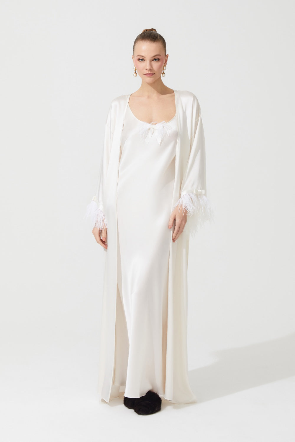 İpek Kıramer-The Moon Silk Robe Ecru-Elbise-1-fleurdirect.live