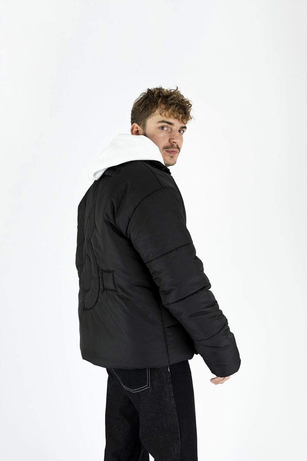 Kahshan-Black Puffer Mont-Mont-3-fleurdirect.live