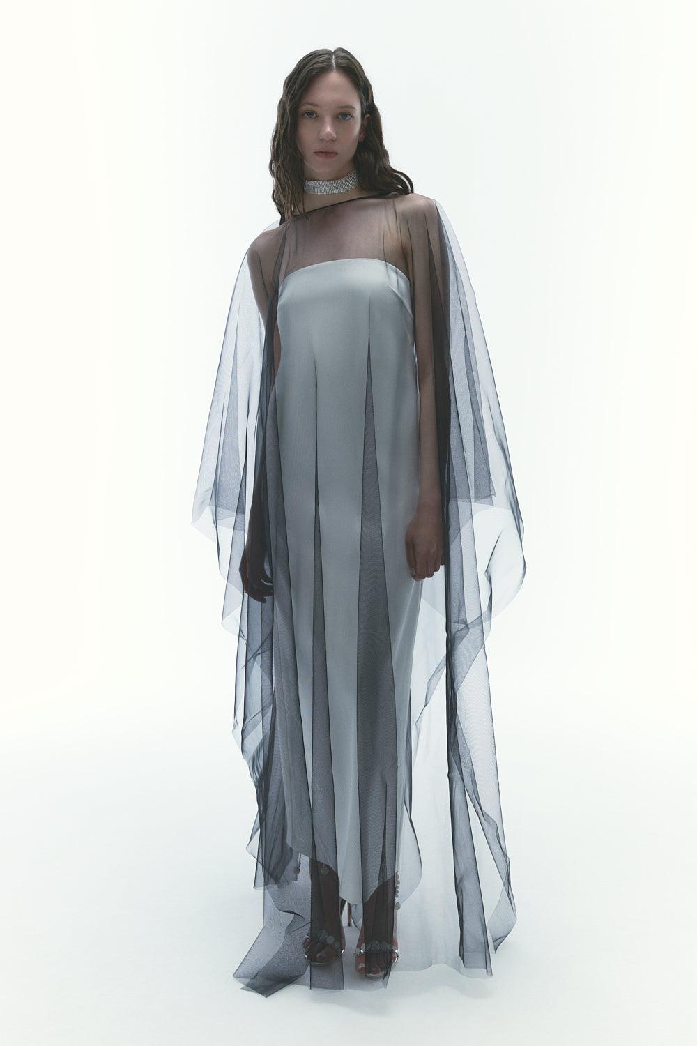 Karrla-Nova Black Tulle Cape-Panço-1-fleurdirect.live