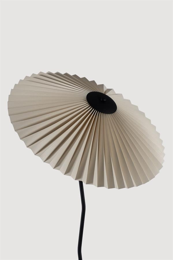 Lasttouch-Shiori Lambader-Lambader-2-fleurdirect.live