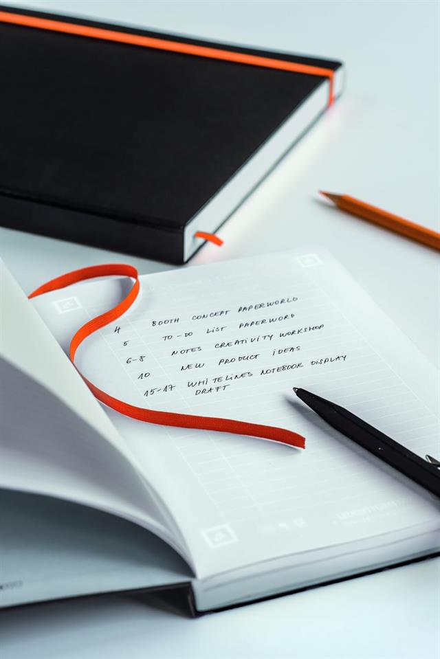 Leuchtturm 1917-Leuchttrum1917 X White Lines Links Limited Edition Dijital Defter 121 Numaralı Sayfa, Noktalı 345621-Noktalı-2-fleurdirect.live