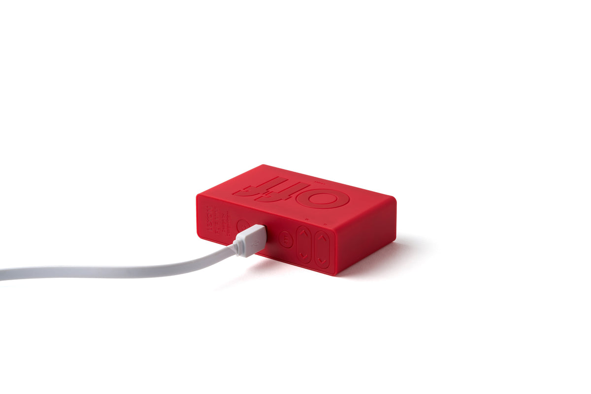 Lexon-Lexon Flip Mini Şarj Edilebilir Alarm Saat Açık Kırmızı-Alarm Saatler-4-fleurdirect.live