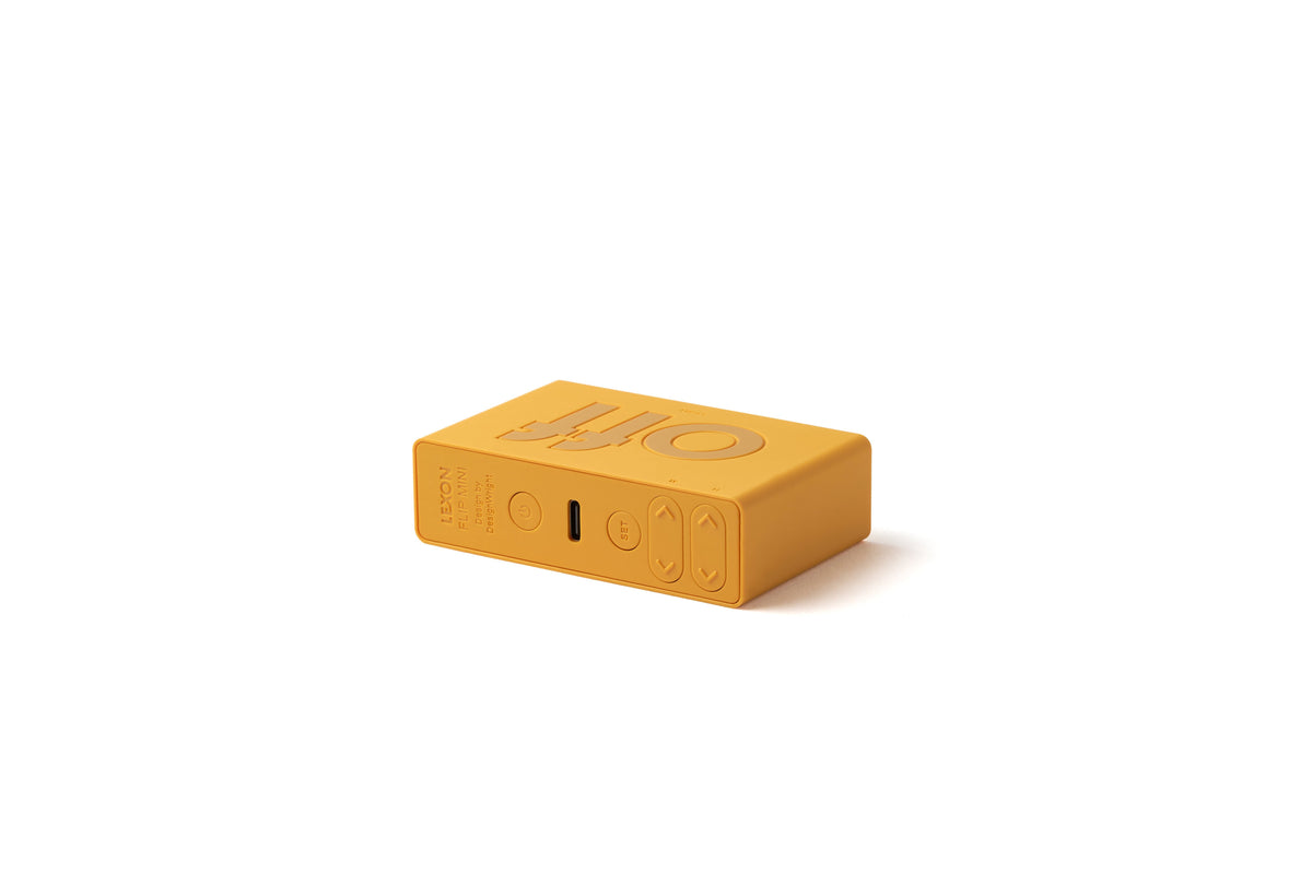 Lexon-Lexon Flip Mini Şarj Edilebilir Alarm Saat Sarı-Alarm Saatler-3-fleurdirect.live