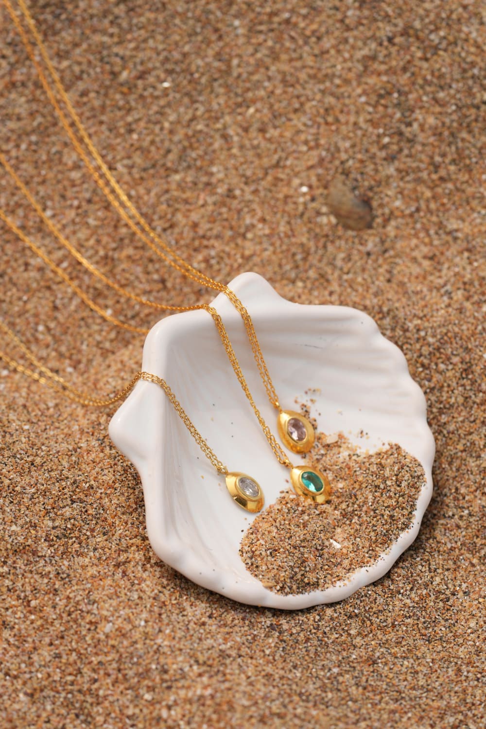 Linya Jewellery-Ella Beyaz Taşlı Oval Kolye-Kolye-2-fleurdirect.live