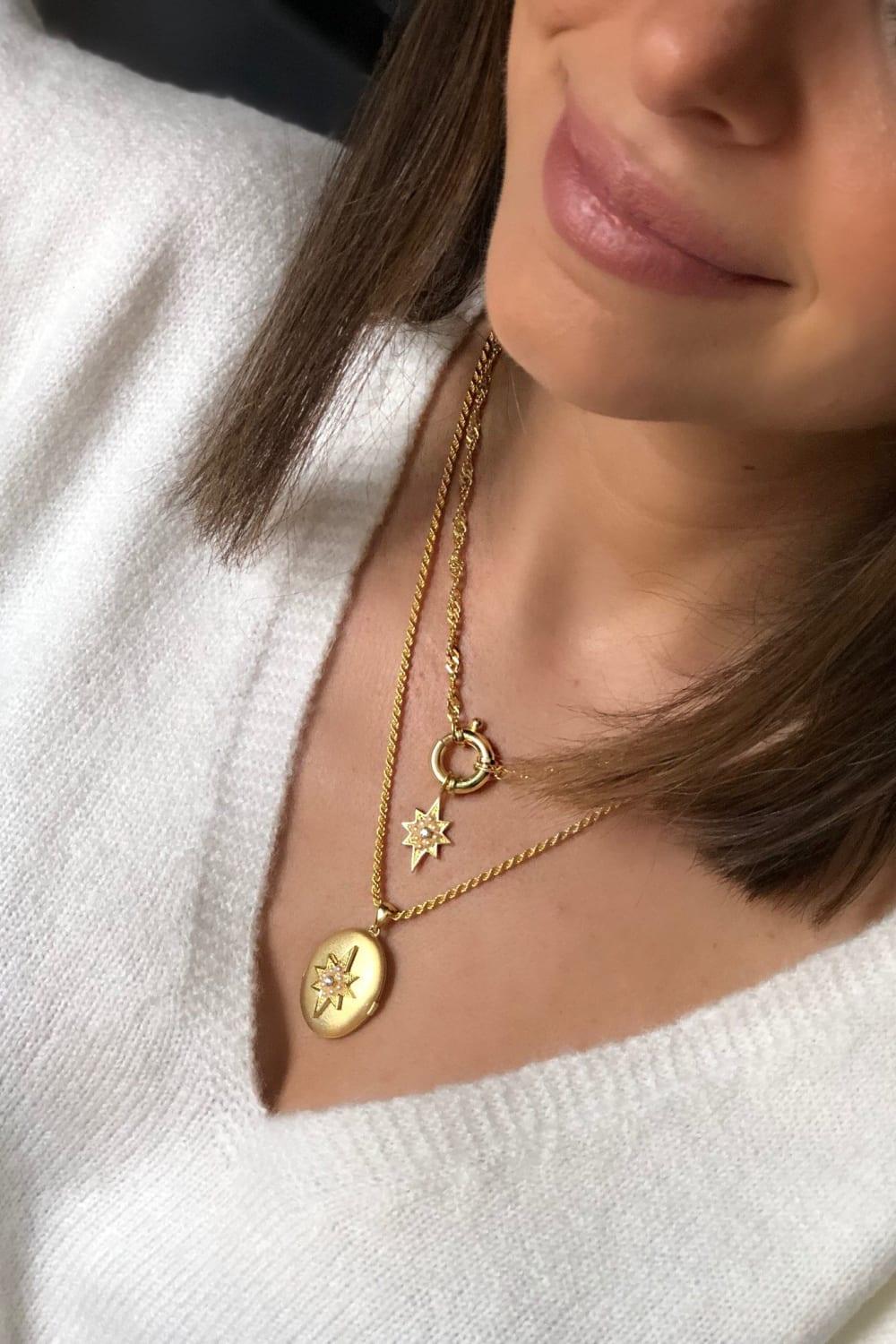 Linya Jewellery-Kutup Yıldızı Kilitli İncili Kolye Gold-Kolye-5-fleurdirect.live