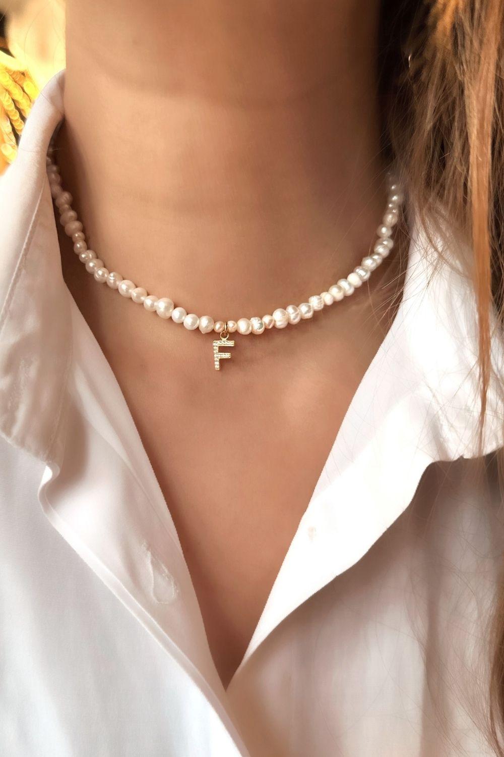 Linya Jewellery-Mono F Harfli İnci Kolye-Kolye-2-fleurdirect.live