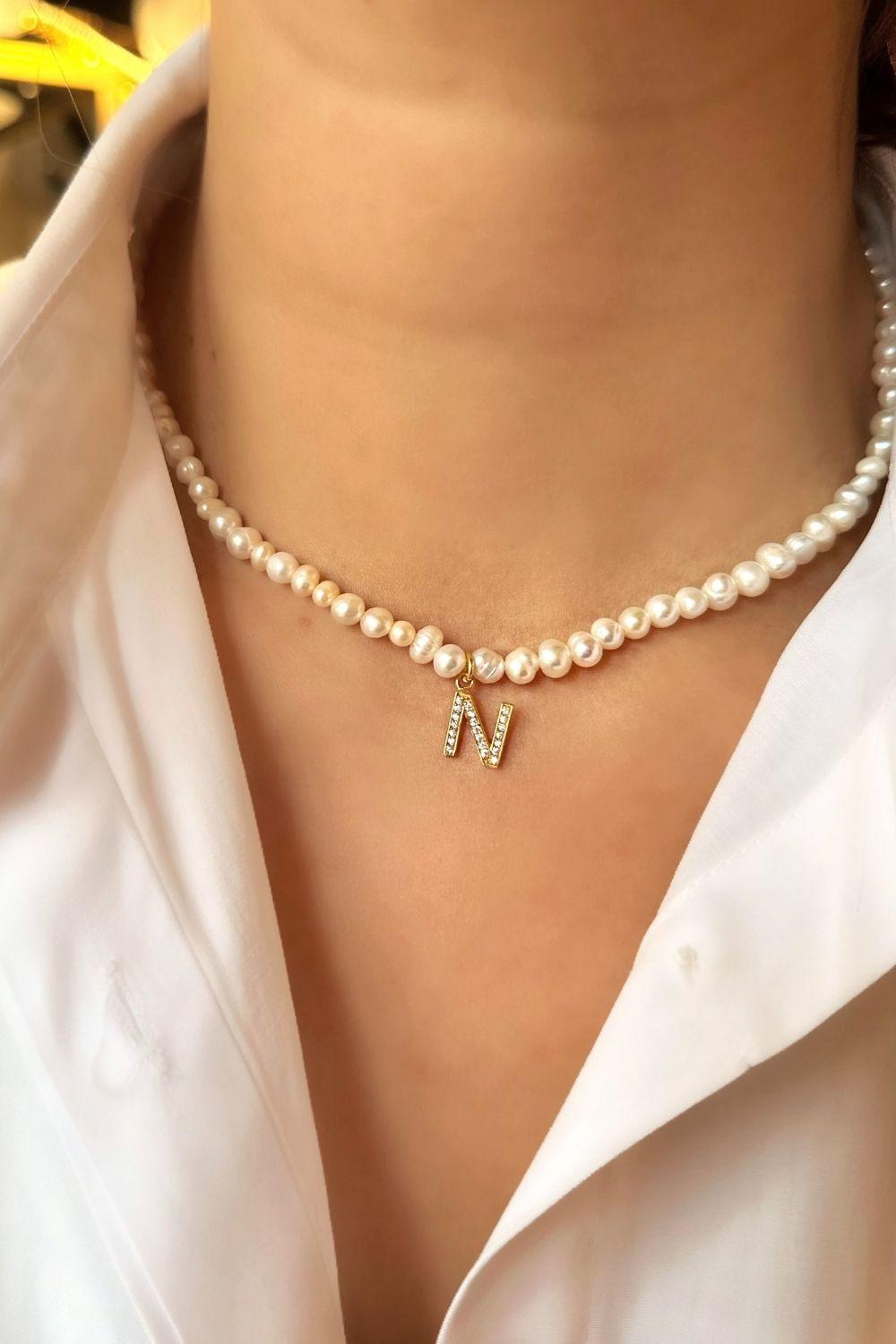Linya Jewellery-Mono N Harfli İnci Kolye-Kolye-2-fleurdirect.live