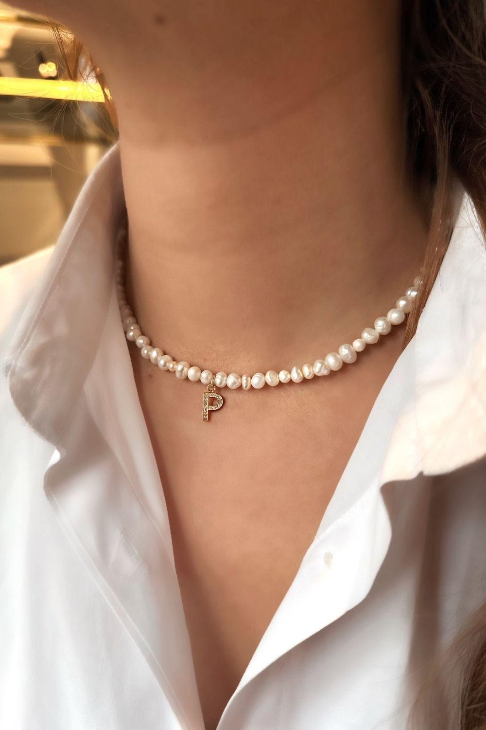 Linya Jewellery-Mono P Harfli İnci Kolye-Kolye-2-fleurdirect.live
