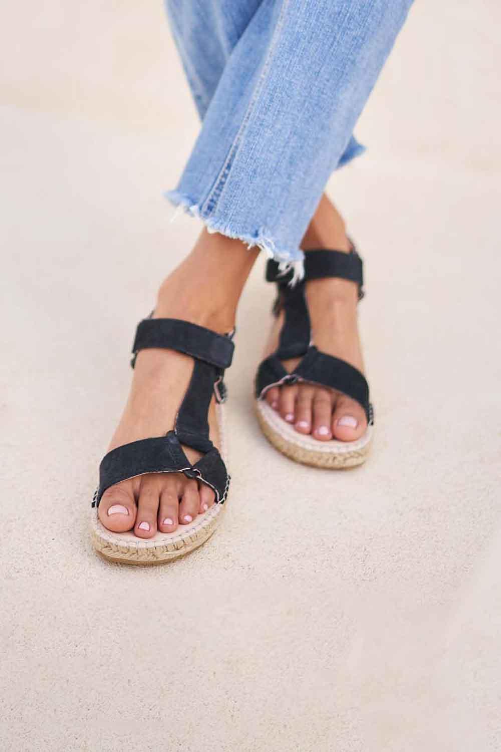 Manebi-Hamptons Hiking Sandals Black-Sandalet & Terlik-1-fleurdirect.live