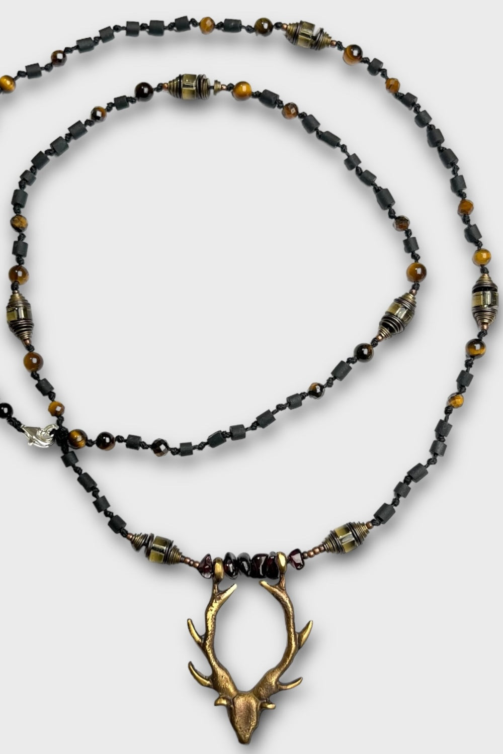 Mey Atelier-Mr. Deer – Antika Bronz Geyik Figürlü Onyx Smoke Quartz Tiger Eye Unisex Kolye-Kolye-3-fleurdirect.live