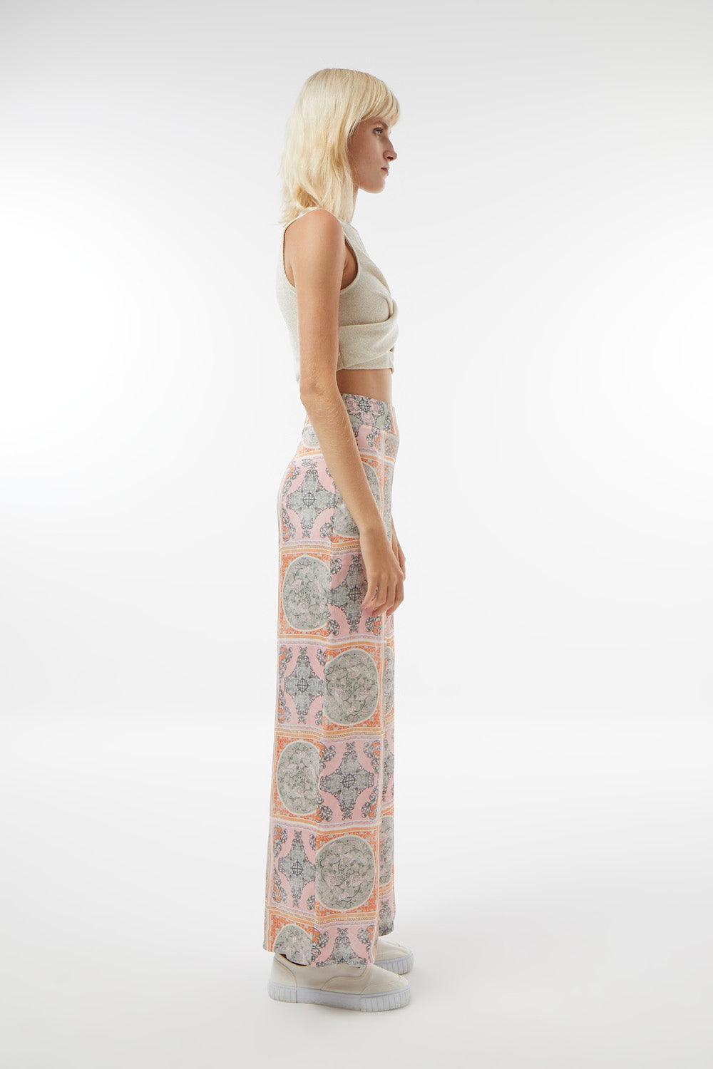 Midground-Crop Top-Crop Top-2-fleurdirect.live
