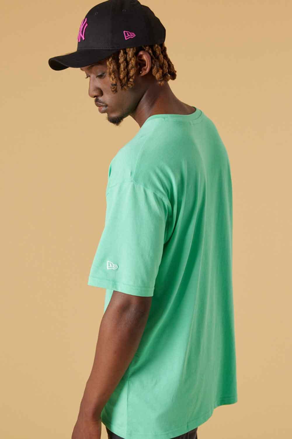 New Era-League Essential Oversized Tee NY Yankees-T-Shirts-5-fleurdirect.live