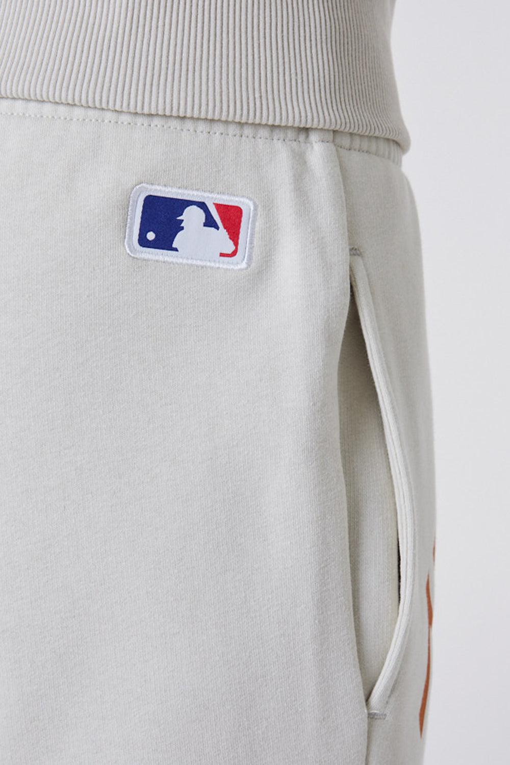 New Era-MLB League Essential Relaxed Jogger-Eşofman-5-fleurdirect.live