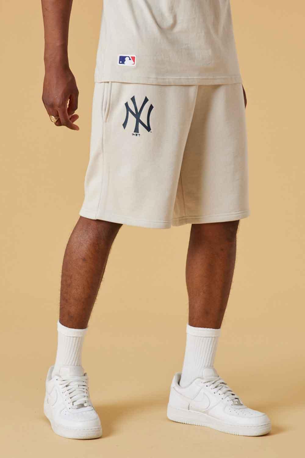 New Era-MLB Seasonal Team Short NY Yankees-Şort-1-fleurdirect.live