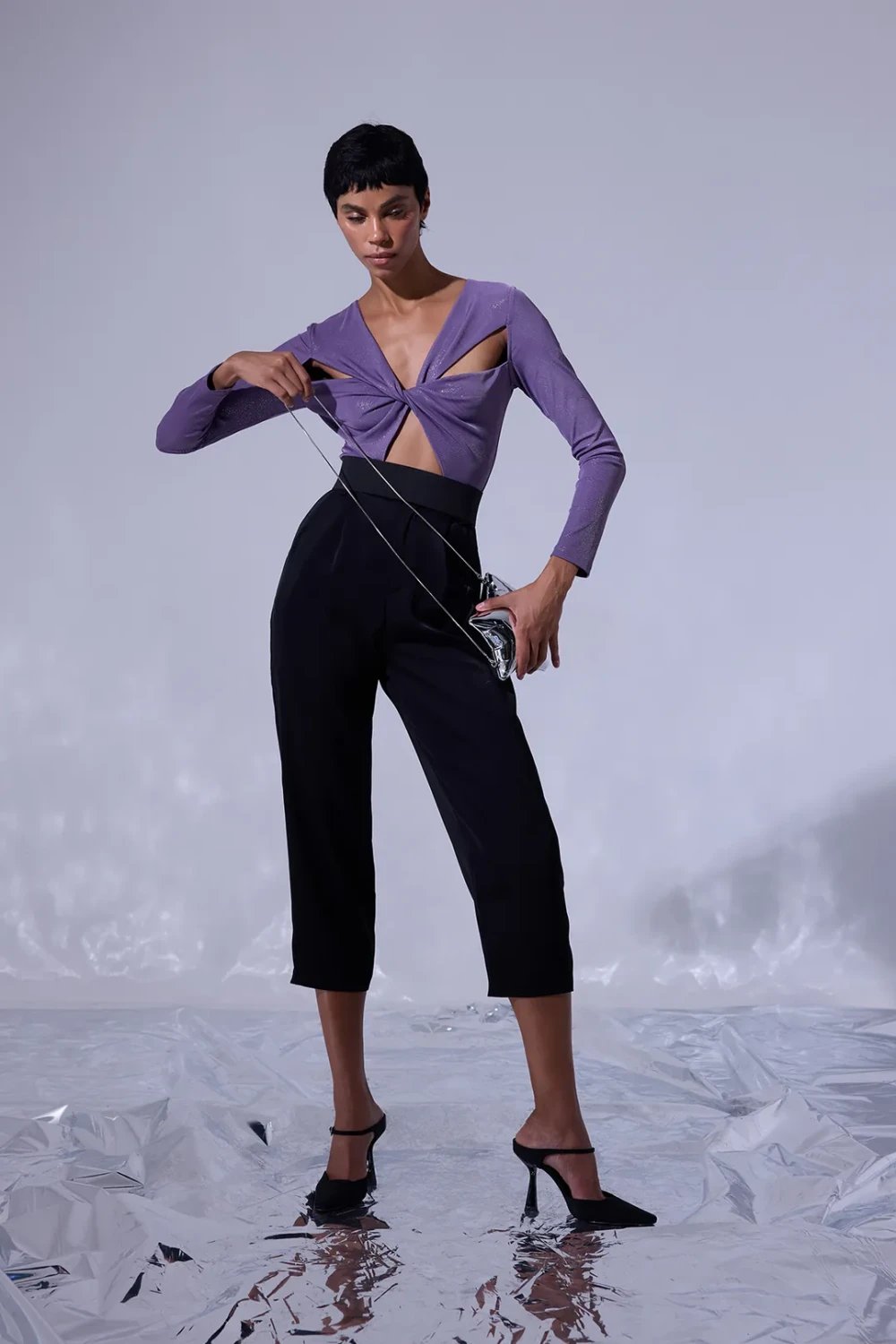 Nilgün Mirza-Pencere Detaylı Uzun Kollu Lurex'li Örme Kumaş Bodysuit-Bodysuit-3-fleurdirect.live