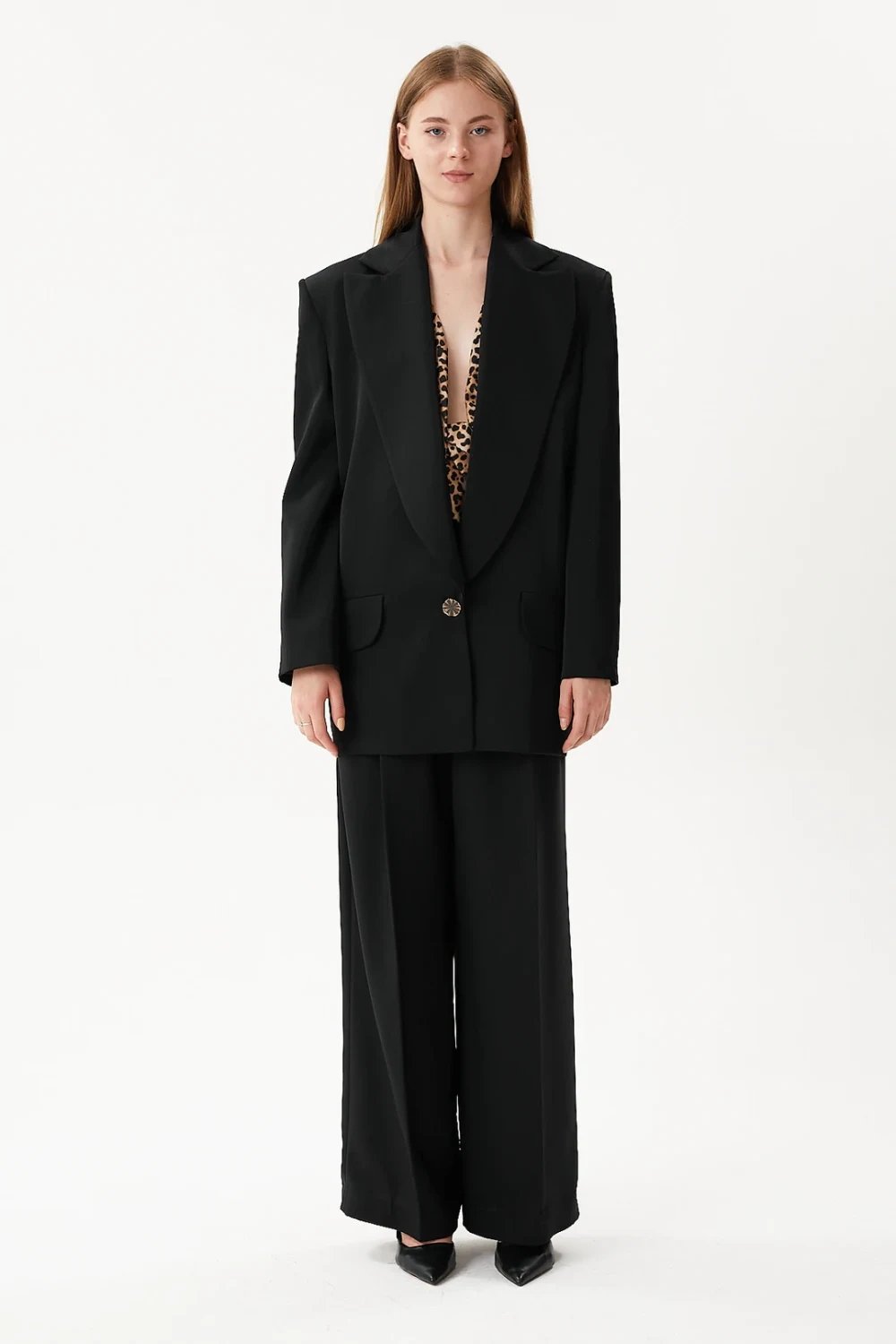 Nilgün Mirza-Smokin Yaka Oversize Maskülen Stil Bayan Blazer Ceket-Ceket-2-fleurdirect.live