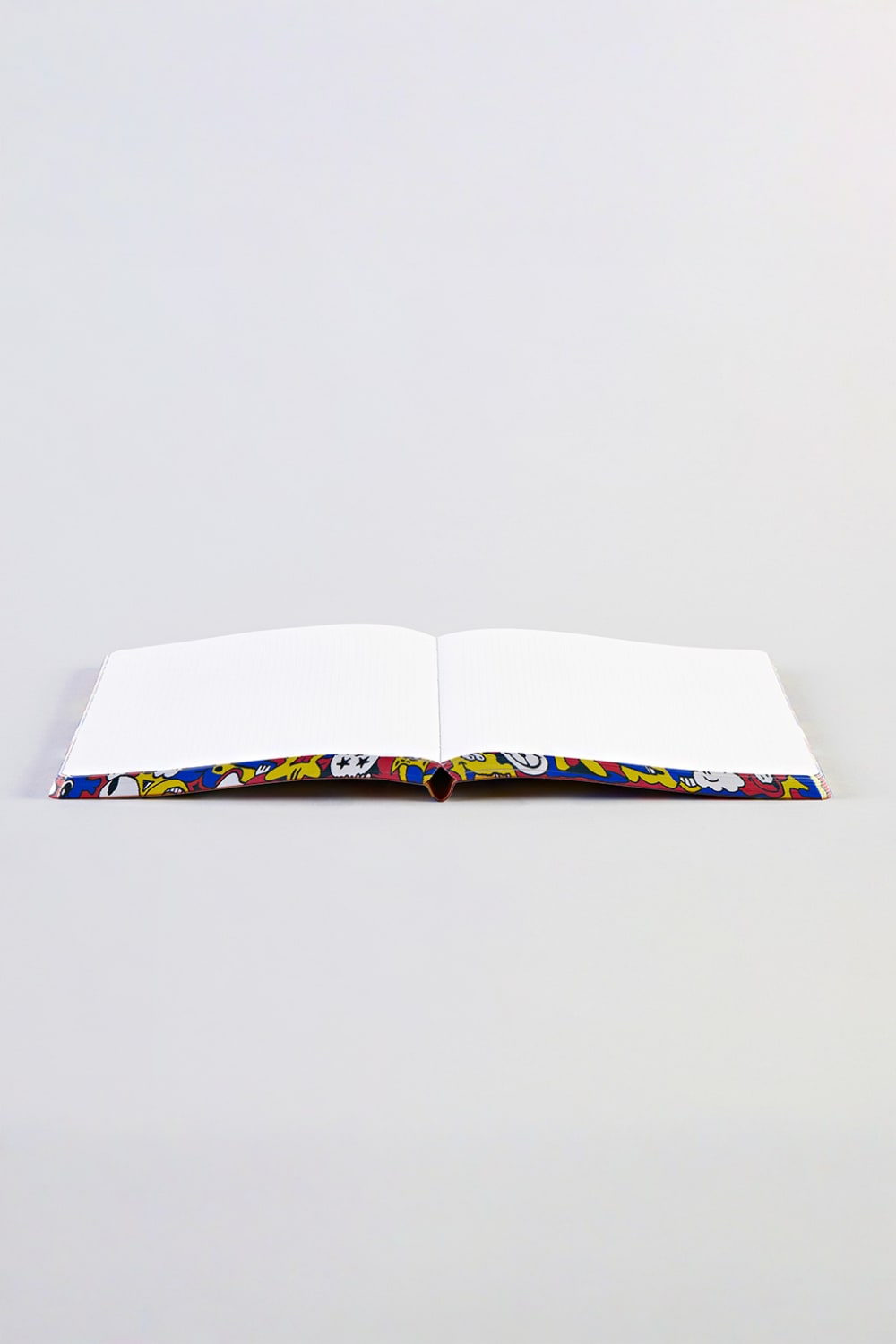 Nuuna-Nuuna Graphic L Defter - Pride Parade-Defter-4-fleurdirect.live