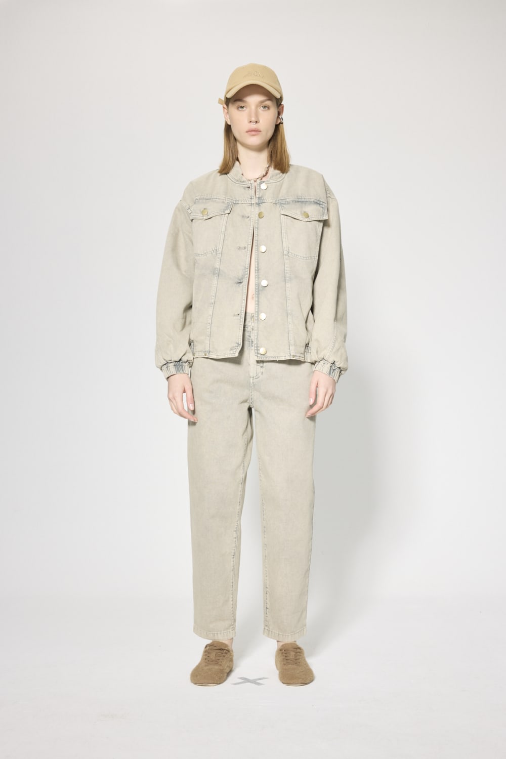 Partners of Tomorrow-Rahat Kapitoneli Non-denim Mont-Ceket-1-fleurdirect.live